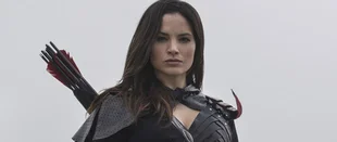 Arrow: Wiedersehen mit Katrina Law aka Nyssa in Staffel 5 