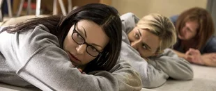 Orange is the New Black: Deutscher Trailer und Bilder zu S5