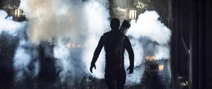 Arrow: Fotos zum 5. Staffelfinale mit alten Bekannten