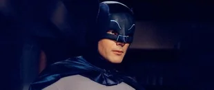Batman: Los Angeles aktiviert Adam West zu Ehren das Bat-Signal