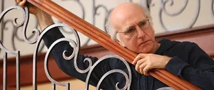 Curb Your Enthusiasm: Larry David als Batman im neuen Teaser