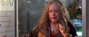 Play By Day: Serienstart von Disjointed bei Netflix