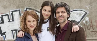 Play By Day: Serienstart von Das Pubertier im ZDF