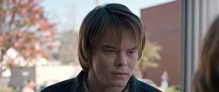 Stranger Things: Kokainfund im Gepäck von Charlie Heaton?
