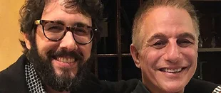 The Good Cop: Josh Groban neben Tony Danza in Netflix-Serie