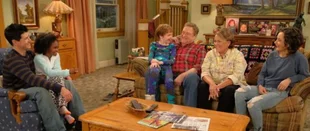 Roseanne: Offizielle Bilder zur 10. Staffel des Comedy-Comebacks