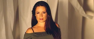 Charmed: Holly Marie Combs lästert bei Twitter über Rebootpläne
