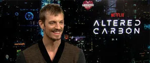 Altered Carbon: Interview mit Hauptdarsteller Joel Kinnaman