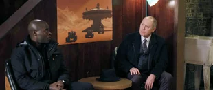 Hisham Tawfiq und James Spader in âThe Blacklistâ (c) NBC / Foto: Will Hart