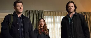 Jensen Ackles, Jared Padalecki und Danneel Ackles in „Supernatural“ (c) The CW