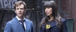 Jack Cutmore-Scott und Ilfenesh Hadera in „Deception“