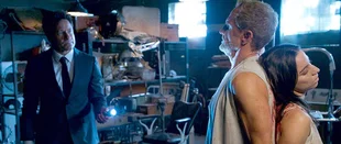 David Duchovny, Jere Burns und Micaela Aguilera in „The X-Files“ (c) FOX