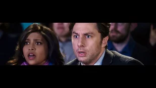 Tiya Sircar und Zach Braff als zentrales Ehepaar in „Alex, Inc.“ (c) ABC