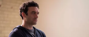 Dante (Morgan Spector) lässt sich nicht in die Karten schauen. (c) Showtime
