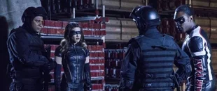 Szenenfoto aus der „Arrow“-Episode „Shifting Allegiances“ (6x20) (c) The CW