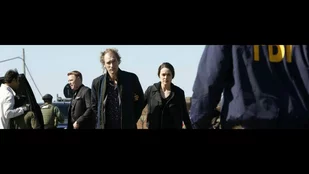 Julian Sands und Megan Boone in „The Blacklist“ (c) NBC/Foto: Will Hart