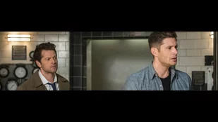 Jensen Ackles und Misha Collins in „Supernatural“ (c) The CW