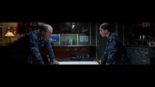 Adam Baldwin und Marissa Neitling in „The Last Ship“ (c) TNT