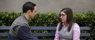 Sheldon (Jim Parsons) und Amy (Mayim Bialik) in „The Big Bang Theory“ (c) CBS
