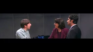 Szenenbild von „The Big Bang Theory“: Howard (Simon Helberg) dringt in Rajs (Kunal Nayyar) Welt ein. (c) CBS