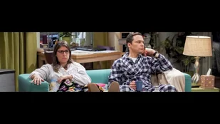 Szenenbild der „TBBT“-Episode „The Citation Negation“: Amy (Mayim Bialik) und Sheldon (Jim Parsons) erleiden einen schweren Rückschlag. (c) CBS