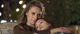 Szenenfoto aus „The Village (2019)“ (c) NBC