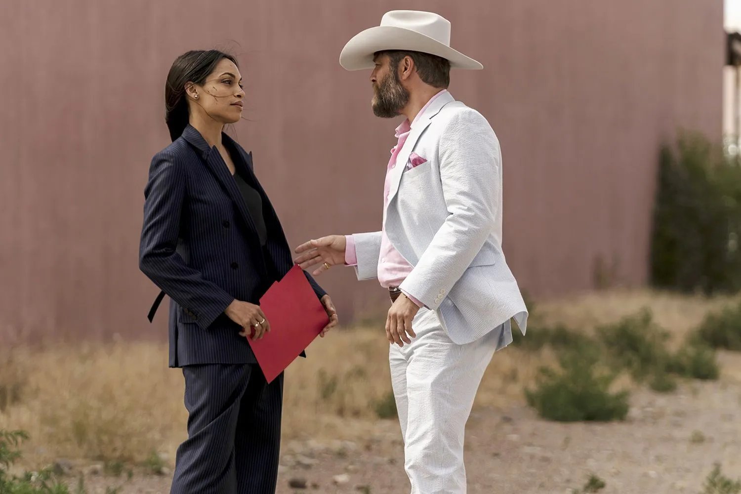 Rosario Dawson und Jay R. Ferguson als Cowboy in Briarpatch