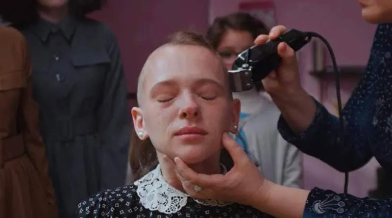 Eine herzzerbrechende Szene in Unorthodox