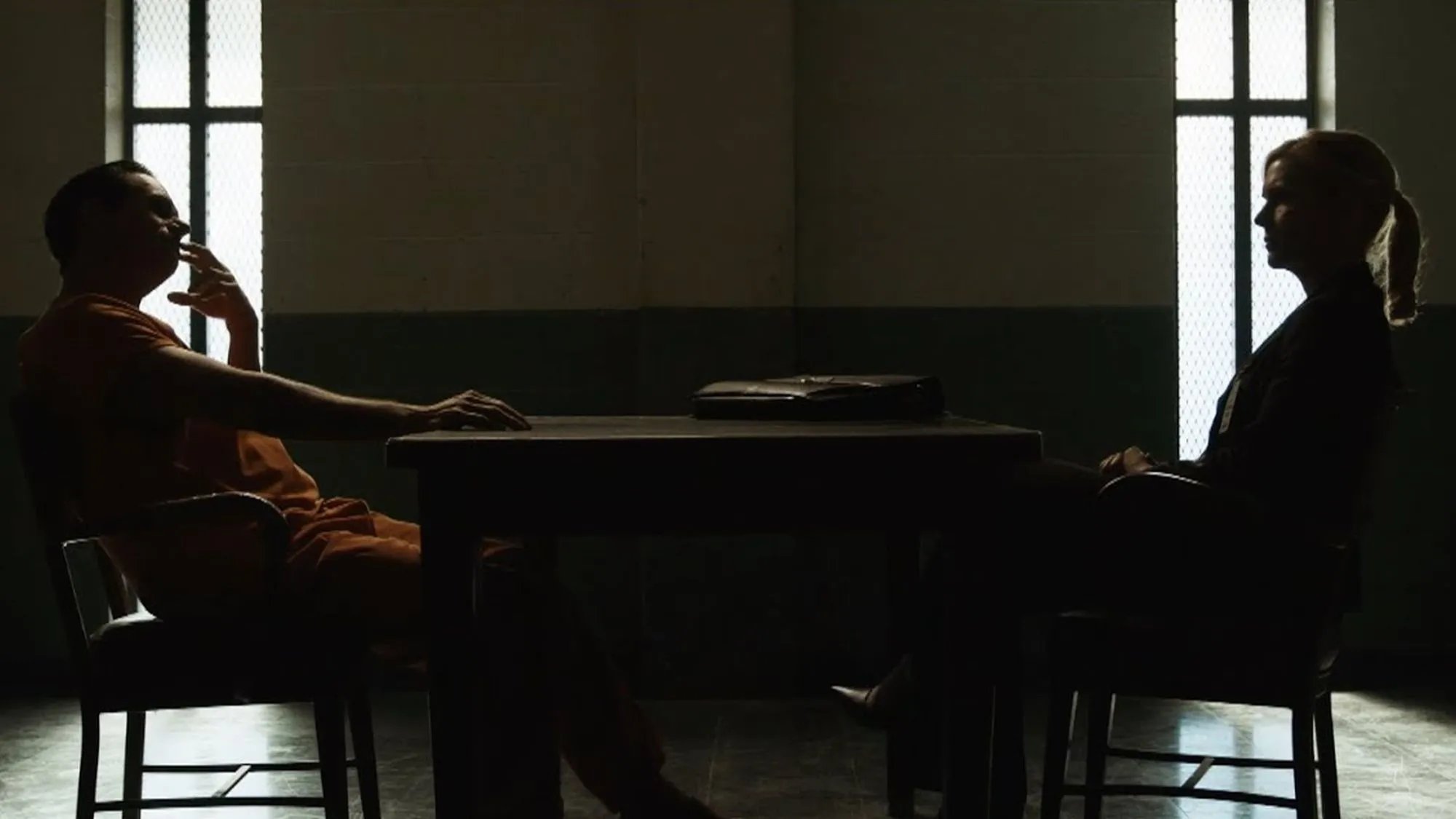 Rhea Seehorn und Tony Dalton in Better Call Saul