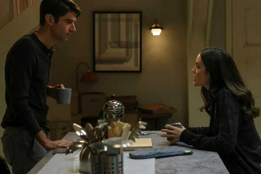 The Blacklist: Misere (2021). Ausschnitt aus der Episode Misere der US-Serie The Blacklist