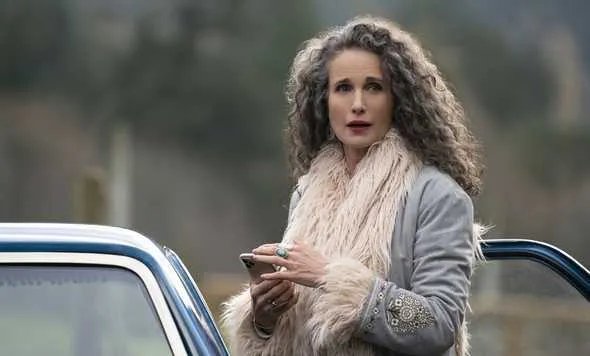 Andie MacDowell in Maid