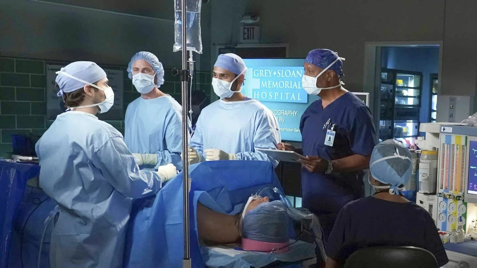 Grey%26#039,s Anatomy: With a Little Help from My Friends