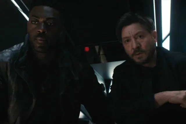 David Ajala und Shawn Doyle in Star Trek: Discovery