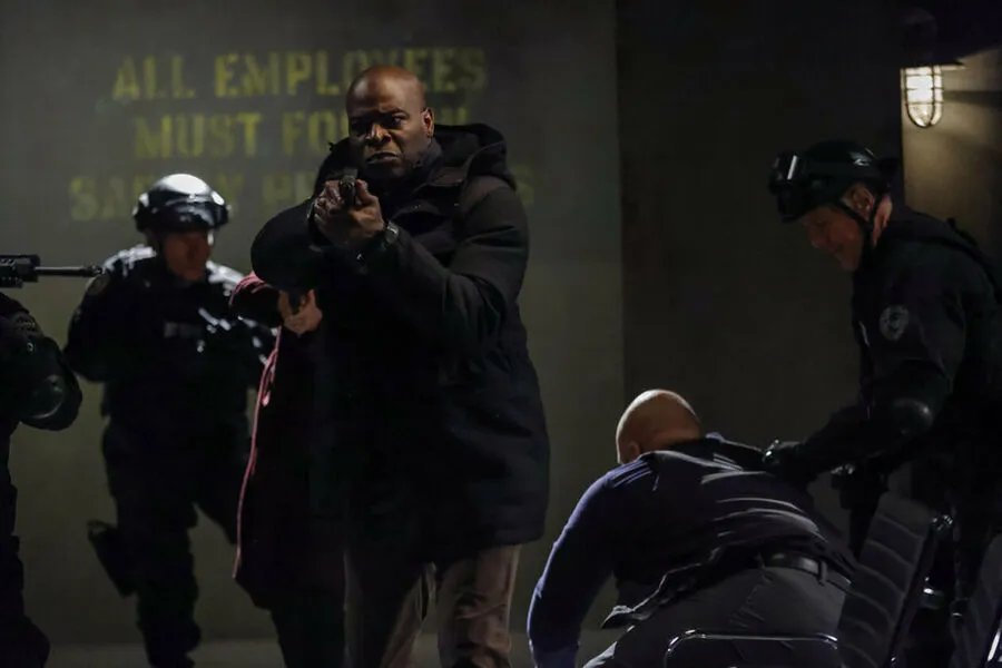 Ausschnitt aus der Episode The Chairman der US-Serie The Blacklist