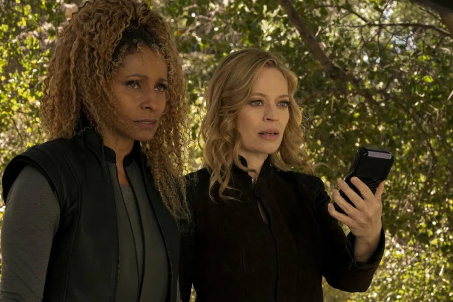 Ausschnitt aus der Episode Fly Me to the Moon der US-Serie Star Trek: Picard