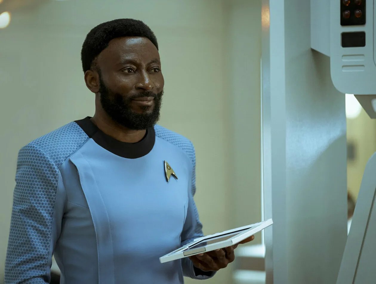 Ausschnitt aus der Folge Ghost of Illyria der US-Serie Star Trek: Strange New Worlds