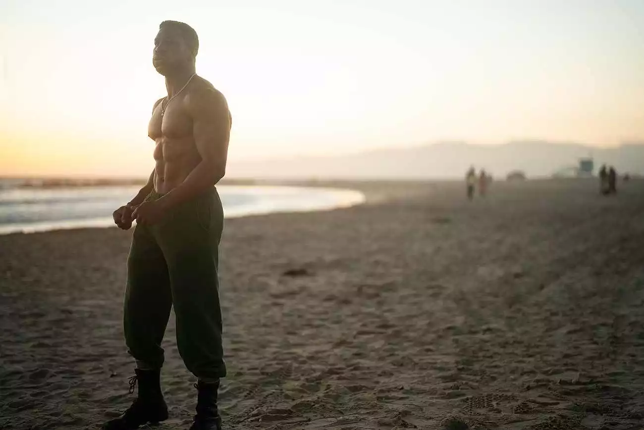 Szenenfoto mit Jonathan Majors aus dem Film Creed 3