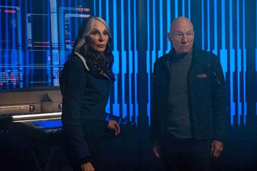 Gates McFadden und Patrick Stewart in Star Trek: Picard