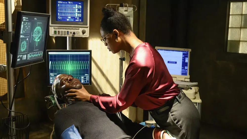 Hisham Tawfiq und Laverne Cox in âThe Blacklistâ