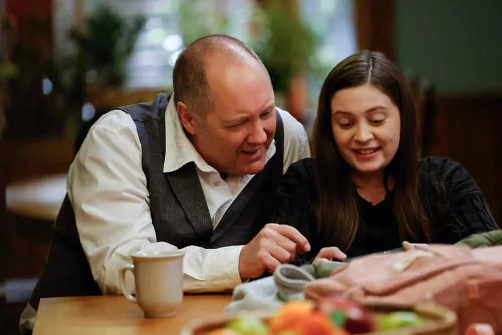 James Spader und Sami Bray in âThe Blacklistâ
