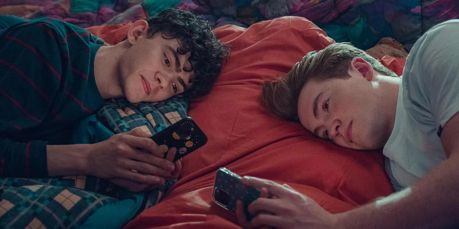 Die Figuren aus der Serie „Heartstopper“ in der zweiten Staffel