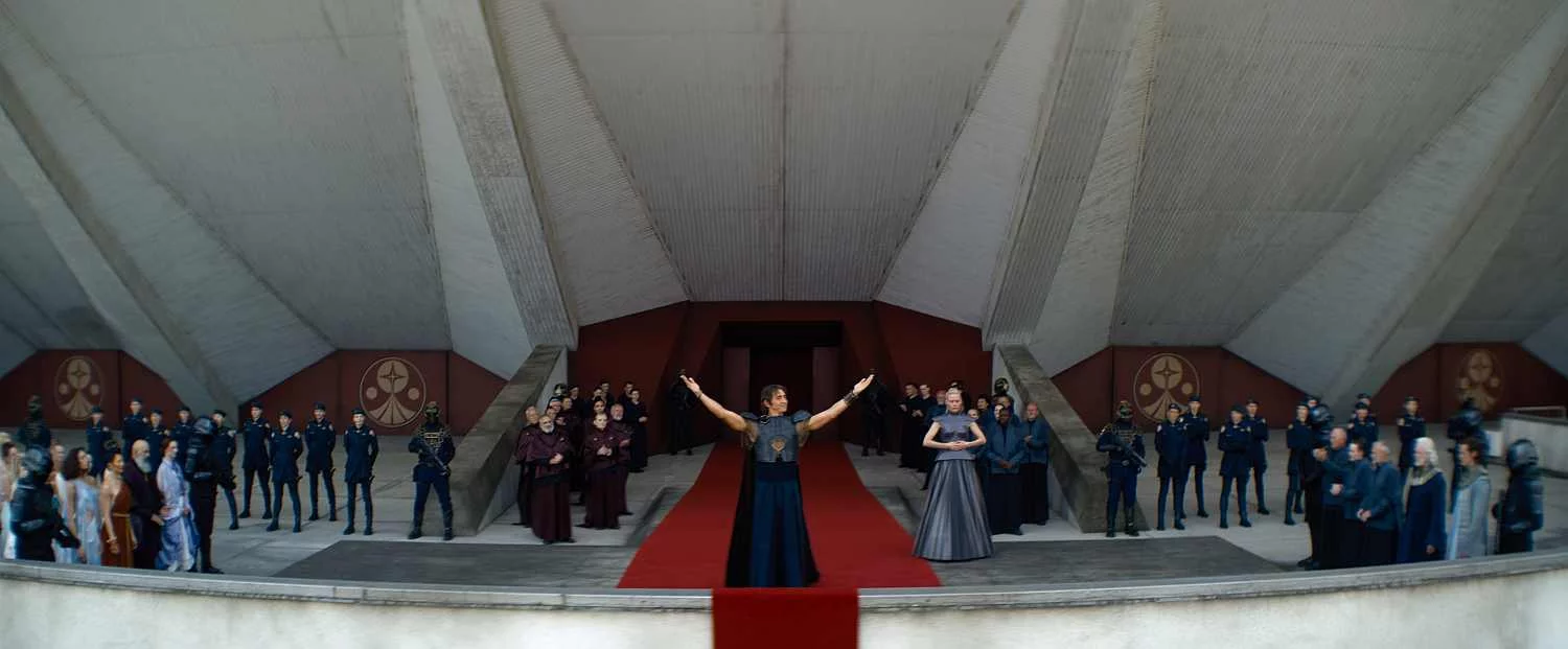 Szenenfoto aus der „Foundation“-Folge „Why the Gods Made Wine“