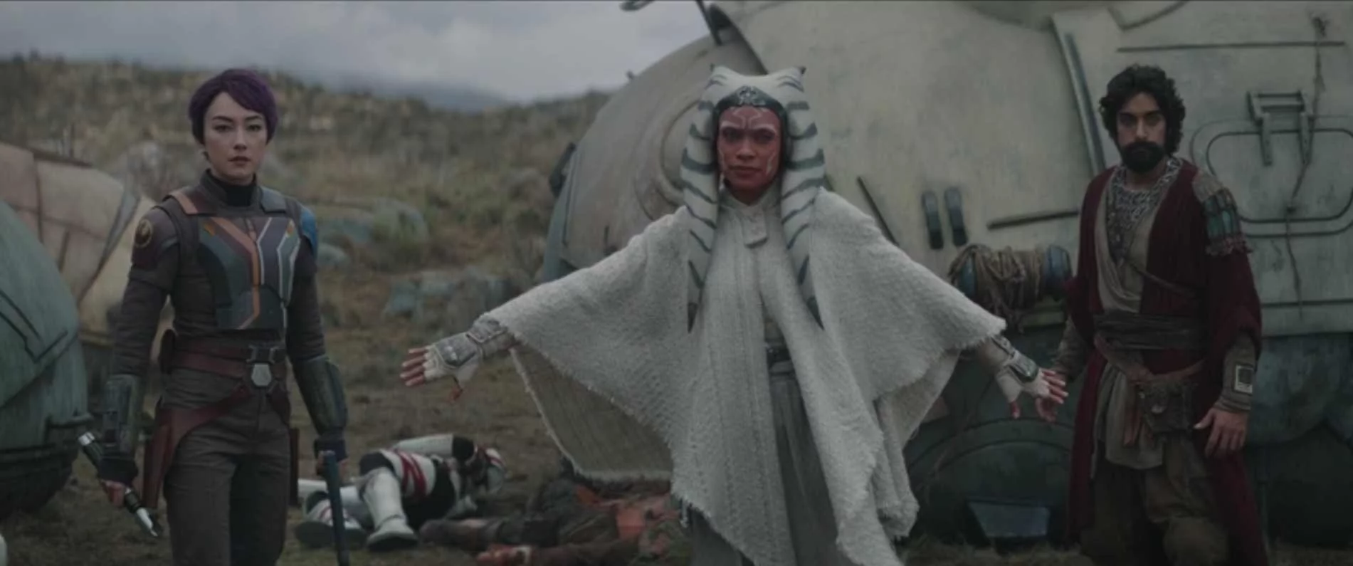 Ezra, Sabine und Ahsoka auf einem Szenenfoto aus der „Ahsoka“-Folge „Zwischen Traum und Wahn“