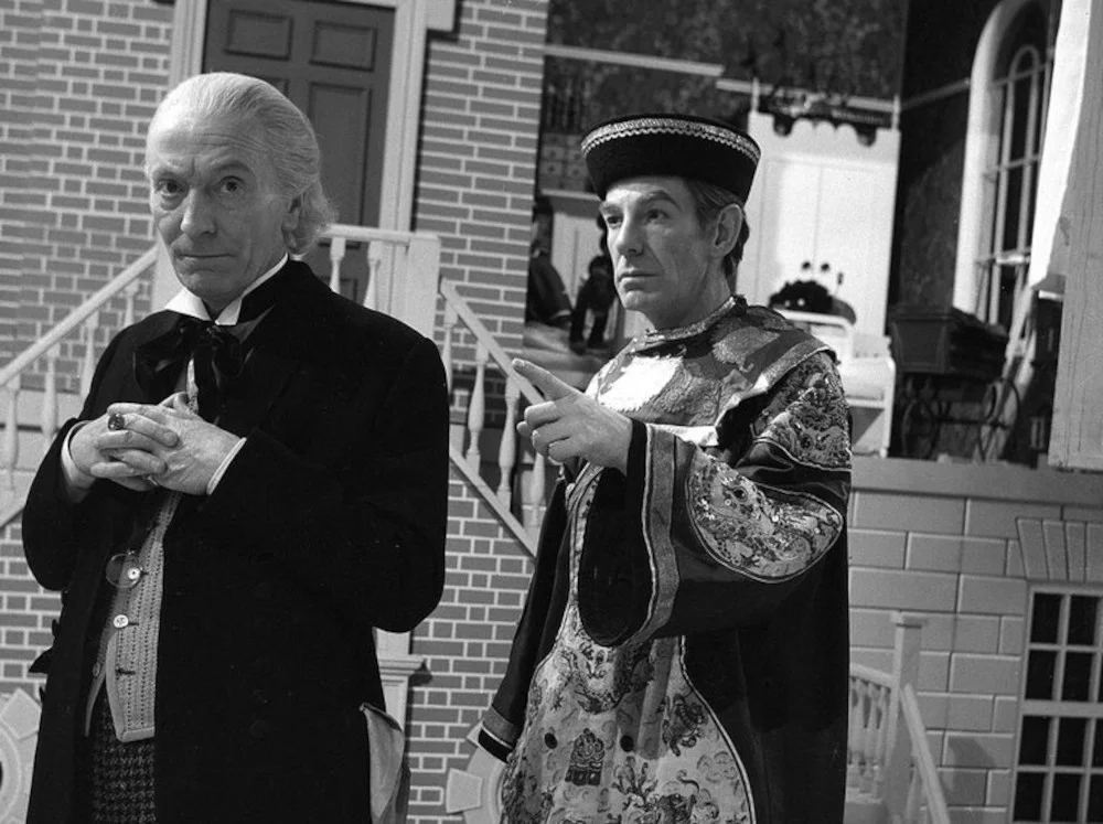 William Hartnell und Michael Gough in „Doctor Who“