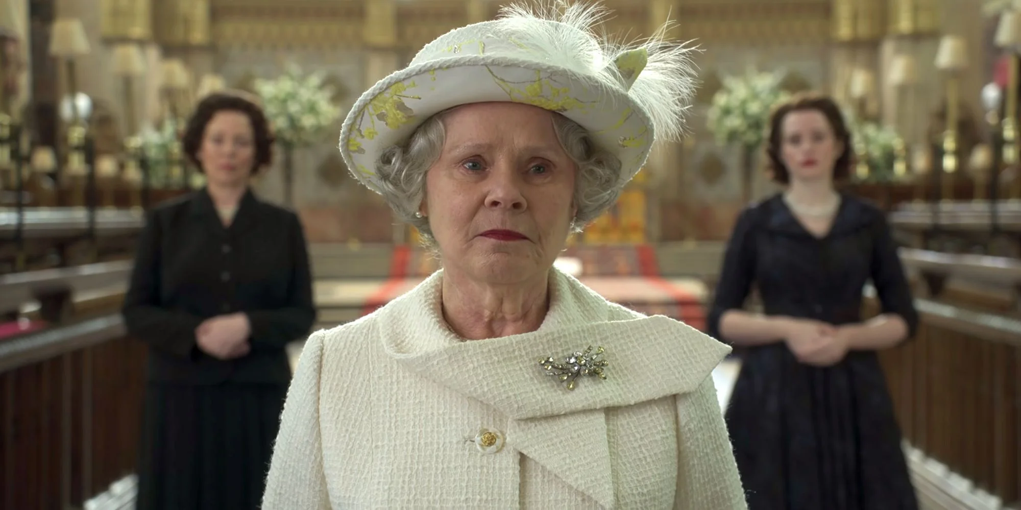 Olivia Colman, Imelda Staunton und Claire Fox in „The Crown“
