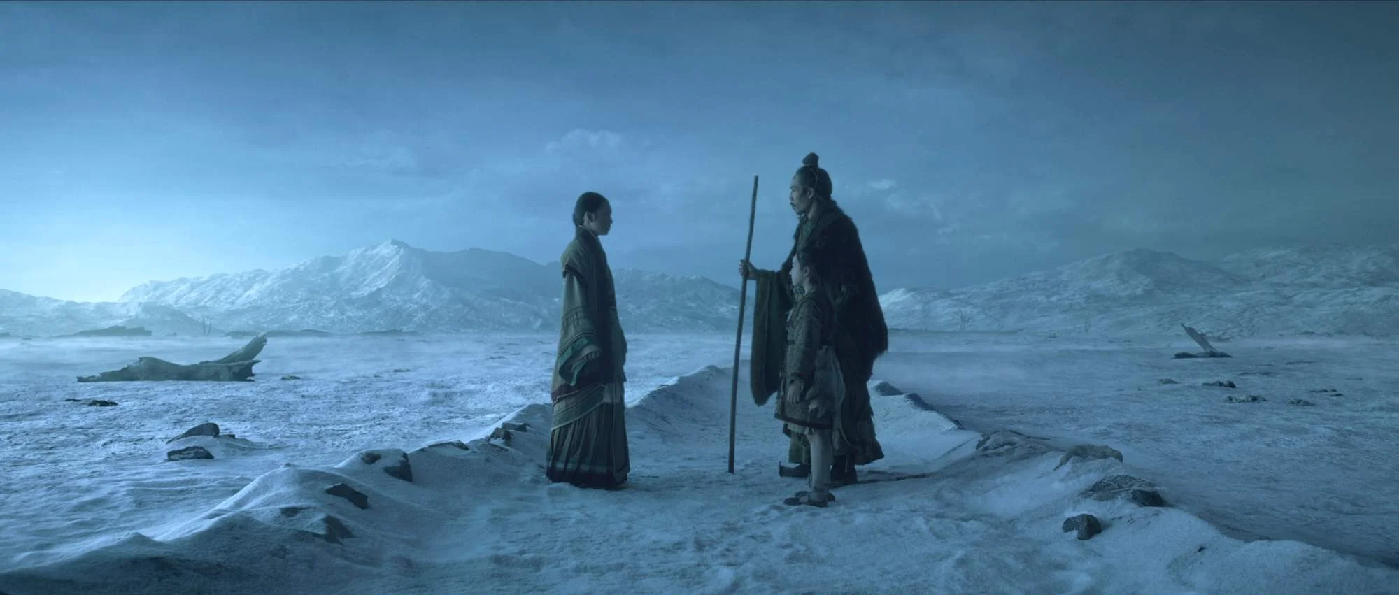 Jess Hong als Jin Cheng und John Bradley als Jack Rooney