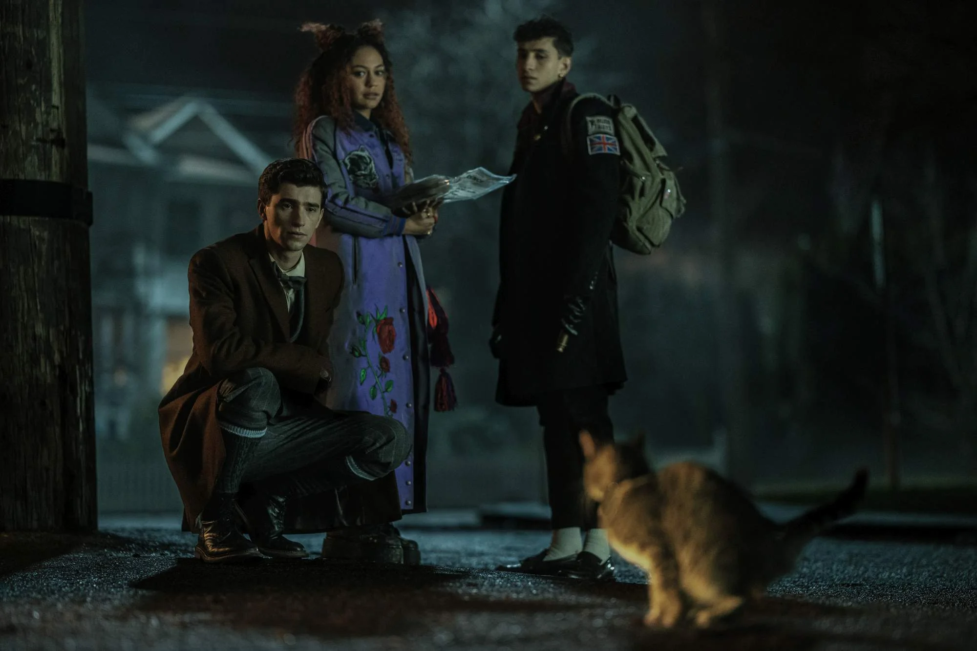 „Dead Boy Detectives“ treffen auf eine nicht ganz so gesprächige Katze...