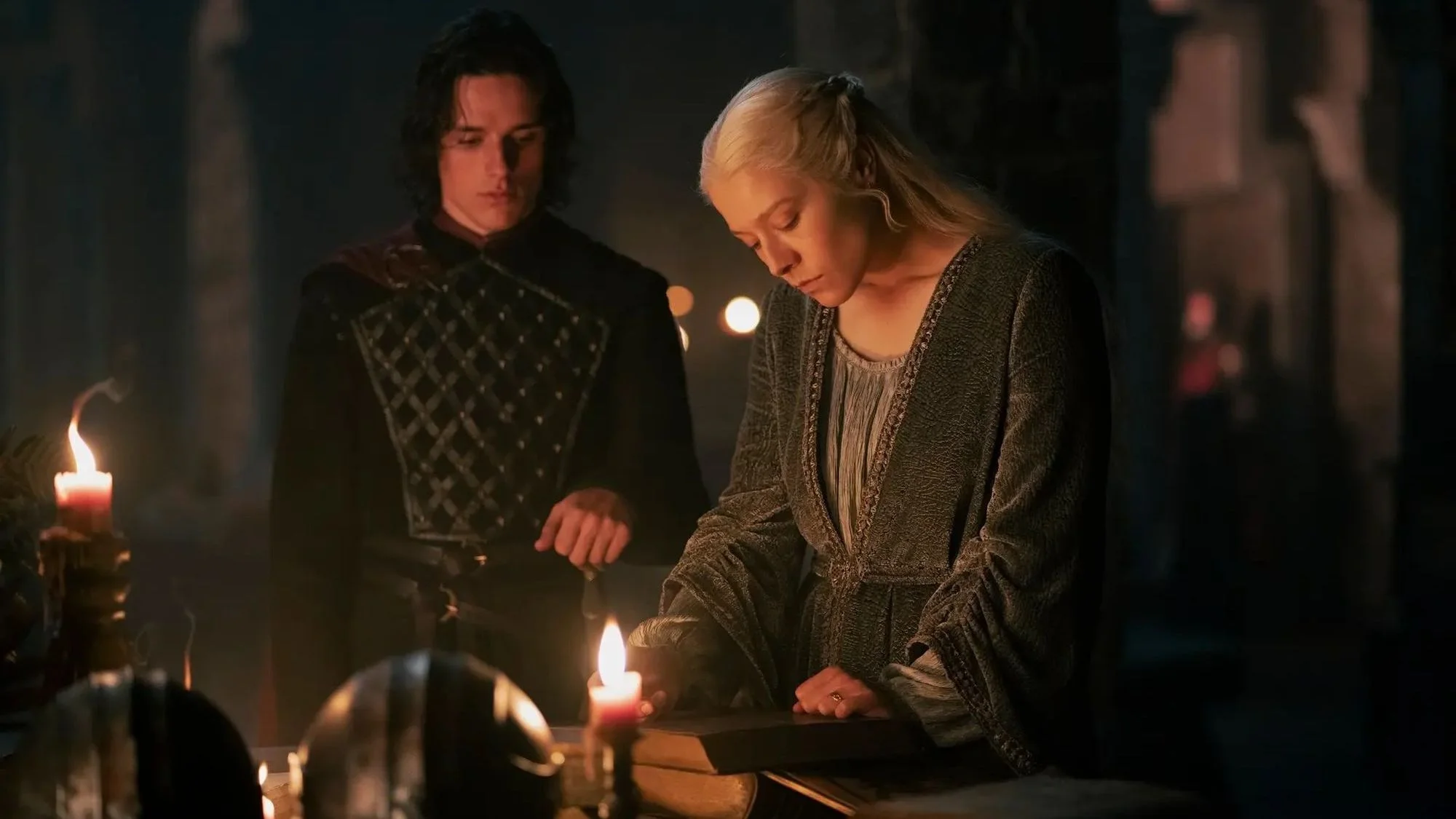 Rhaenyra und Jace suchen neue Drachenreiter...
