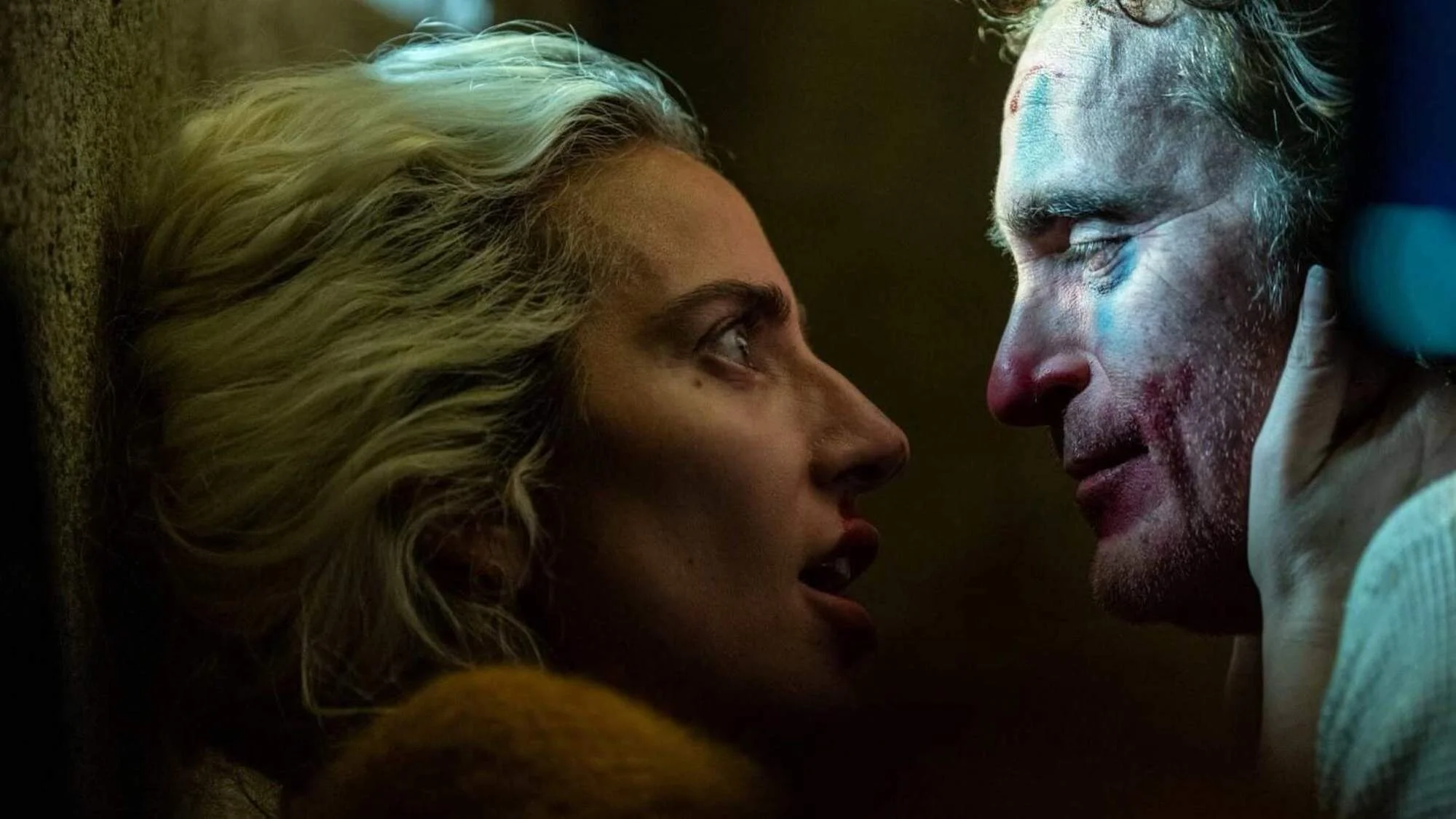 Liebe auf den ersten Blick bei Joker und Harley.