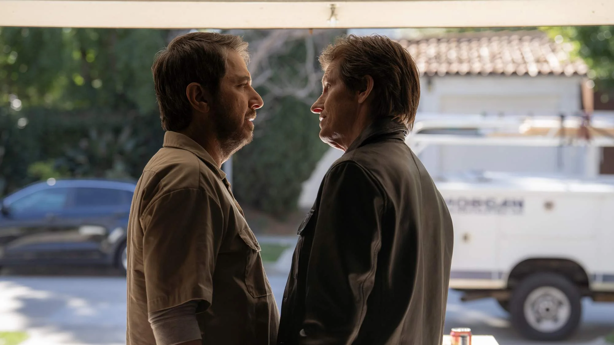 Ray Romano und Denis Leary in der Serie „No Good Deed“